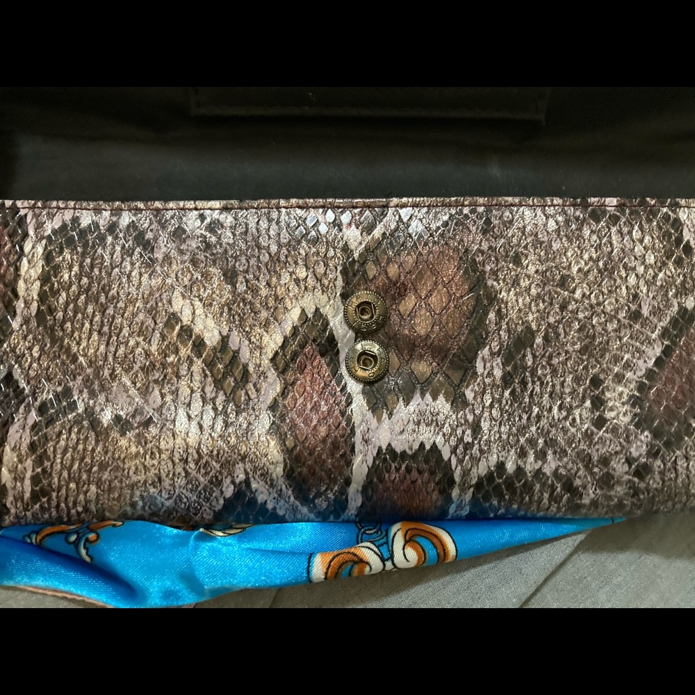 Purse - Picture 6 of 7